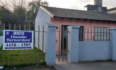 Casa PH en venta en Villa Udaondo