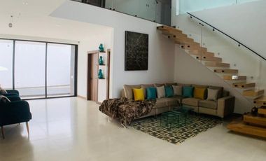 Casa en venta ubicada en Ucubamba