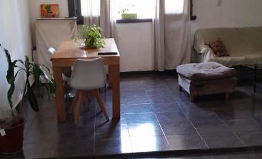 Casa PH en venta en Avellaneda Oeste