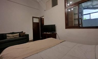 CARACAS al 400, FLORES. alquiler temporario c/patio propio