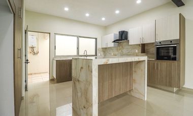 Casa en venta en Lomas de Cuernavaca, Temixco  Casas y bienes raíces al sur de Cuernavaca, Morelos