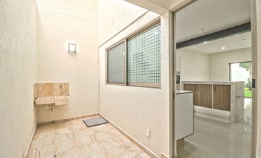 Casa en venta en Lomas de Cuernavaca, Temixco  Casas y bienes raíces al sur de Cuernavaca, Morelos