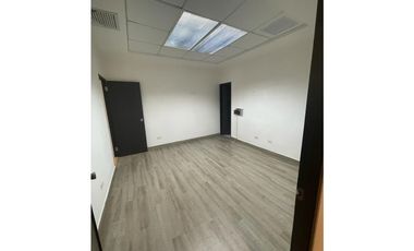 Sea Confiable Alquila Local Plaza Via Veneto Via España