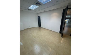 Sea Confiable Alquila Local Plaza Via Veneto Via España