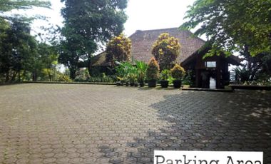 Villa Etnik Siap Pakai di Bogor