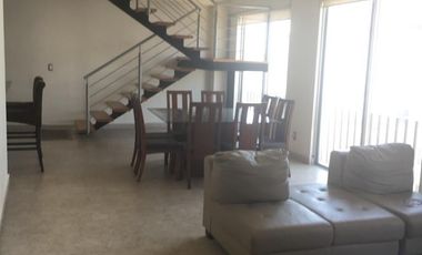 Venta y Renta de PH amueblado en Santa Fe Juriquilla