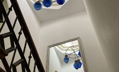 Casa en Venta con Alberca y Jardín en Zona Norte de Cuernavaca.