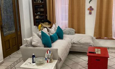 Casa en Venta con Alberca y Jardín en Zona Norte de Cuernavaca.