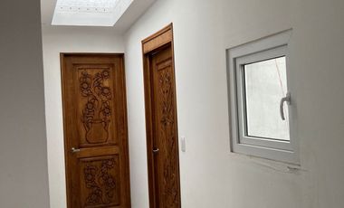 Casa en Venta con Alberca y Jardín en Zona Norte de Cuernavaca.