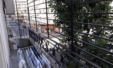 Excelente Depto. De 3 Amb. Piso 2 X Escal, sin Expensas