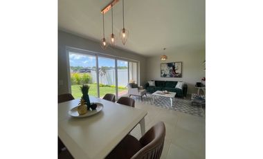 Costa Verde, Duplex N/W
