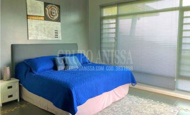 Se Vende Moderna y Amplia Casa en Altos del Maria