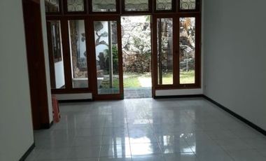 Rumah Tinggal Jl Jemursari, Siap Huni lingkungan aman dan nyaman