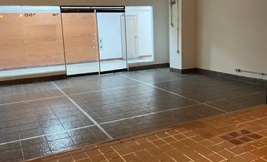 local en arriendo en chico reservado. Cod A2631