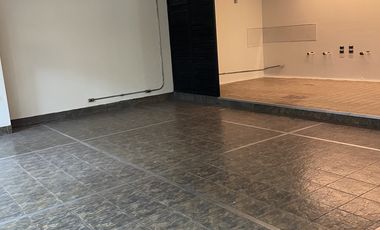 local en arriendo en chico reservado. Cod A2631