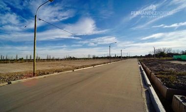 VENTA Lote 300 m2 Barrio Semi-Privado &quotDistrito Moron&quot Maipu