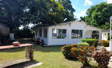 Casa finca en Santa Rosa de lima ( Bolívar).
