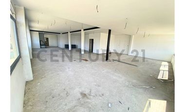 Se vende local comercial en Peñuelas