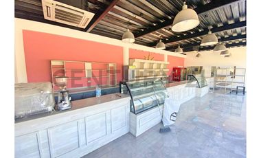 Se vende local comercial en Peñuelas
