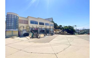 Se vende local comercial en Peñuelas