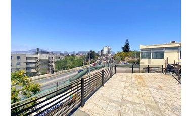 Se vende local comercial en Peñuelas
