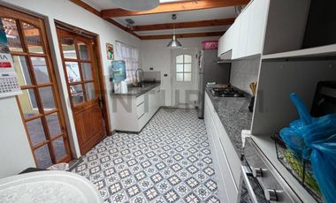 SE VENDE HERMOSA Y ACOGEDORA CASA EN CONDOMINIO SECTOR NORTE