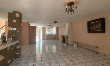 CASA RESIDENCIAL CANTERAS