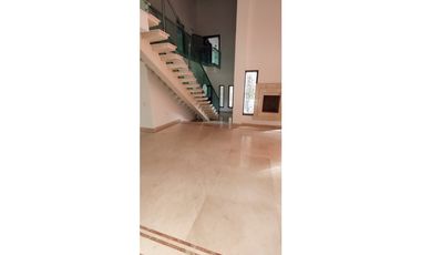 CASA CAMPESTRE EN VENTA EN LAGOS DE MENZULY FLORIDABLANCA