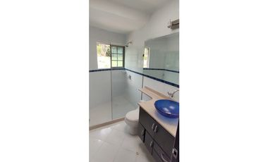 CASA CAMPESTRE EN VENTA EN LAGOS DE MENZULY FLORIDABLANCA