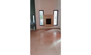 CASA CAMPESTRE EN VENTA EN LAGOS DE MENZULY FLORIDABLANCA