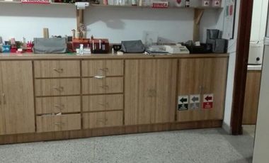 consultorio en arriendo/venta en la playa. Cod V10471