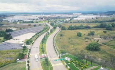 Terreno industrial en venta 40800 m en parque cerca de queretaro