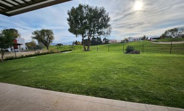 Casa en Renta en el Fraccionamiento el Campanario , Querétaro