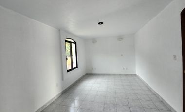 Casa en Renta en el Fraccionamiento el Campanario , Querétaro