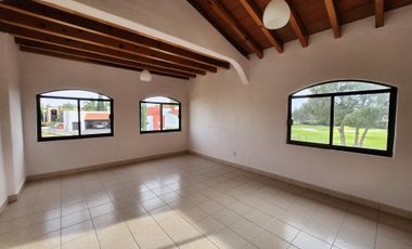 Casa en Renta en el Fraccionamiento el Campanario , Querétaro