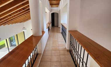 Casa en Renta en el Fraccionamiento el Campanario , Querétaro