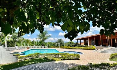Finca turística en Venta sector Alcalá (6 cuadras)