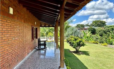 Finca turística en Venta sector Alcalá (6 cuadras)