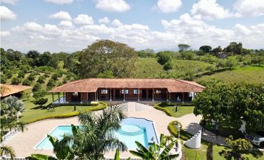 Finca turística en Venta sector Alcalá (6 cuadras)