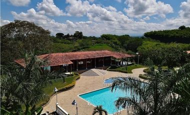 Finca turística en Venta sector Alcalá (6 cuadras)