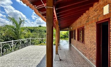 Finca turística en Venta sector Alcalá (6 cuadras)