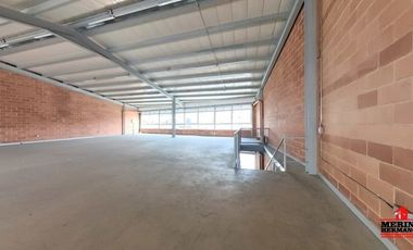 bodega en arriendo en la america. Cod A6041