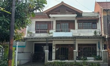Rumah Bagus 2 Lantai Terawat Apik Siap Huni Pharmindo Cimahi Selatan