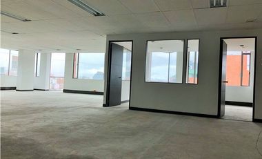 Arriendo Oficina Santa Bárbara, Bogotá