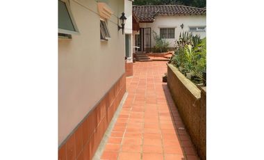 Venta de  casa independiente en El Poblado Medellín