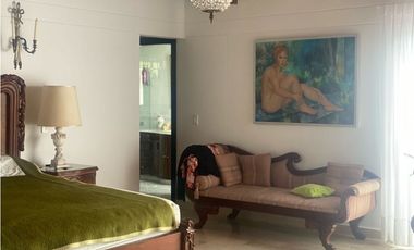 Venta de  casa independiente en El Poblado Medellín