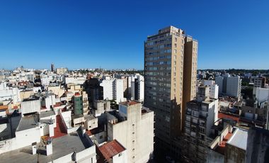 Departamento monoambiente al contrafrente con balcón - Tucuman 2454