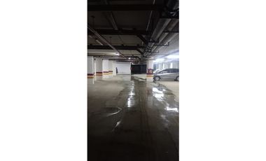 VENTA DE COCHERAS CENTRO DE CARLOS PAZ EN PASEO QUATTRO
