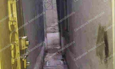 Venta de Casa Rentera en Sauces 6, cerca a Tía de la calle principal