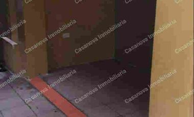 Venta de Casa Rentera en Sauces 6, cerca a Tía de la calle principal